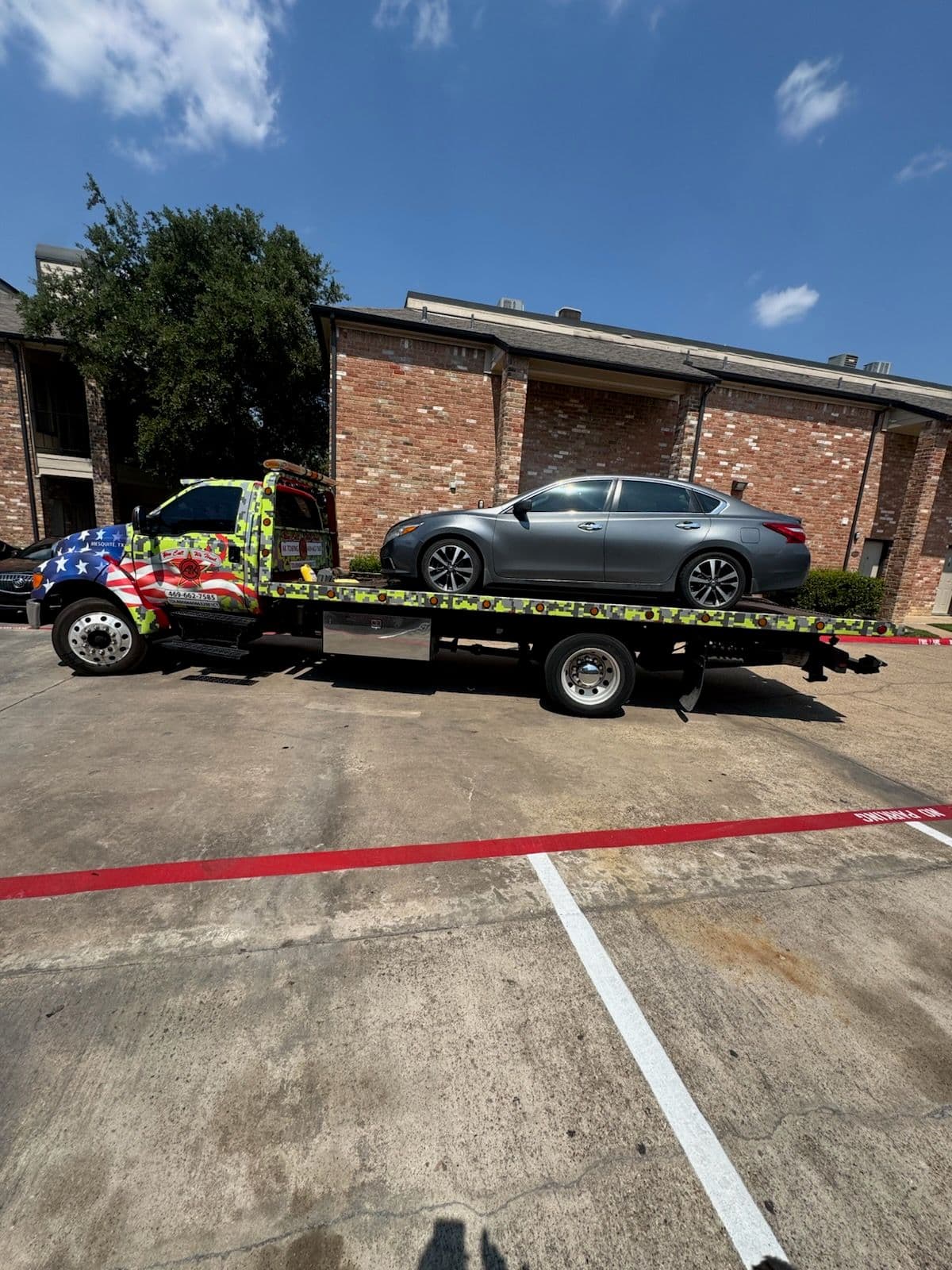 Reliable Flat Bed Towing across Mesquite image