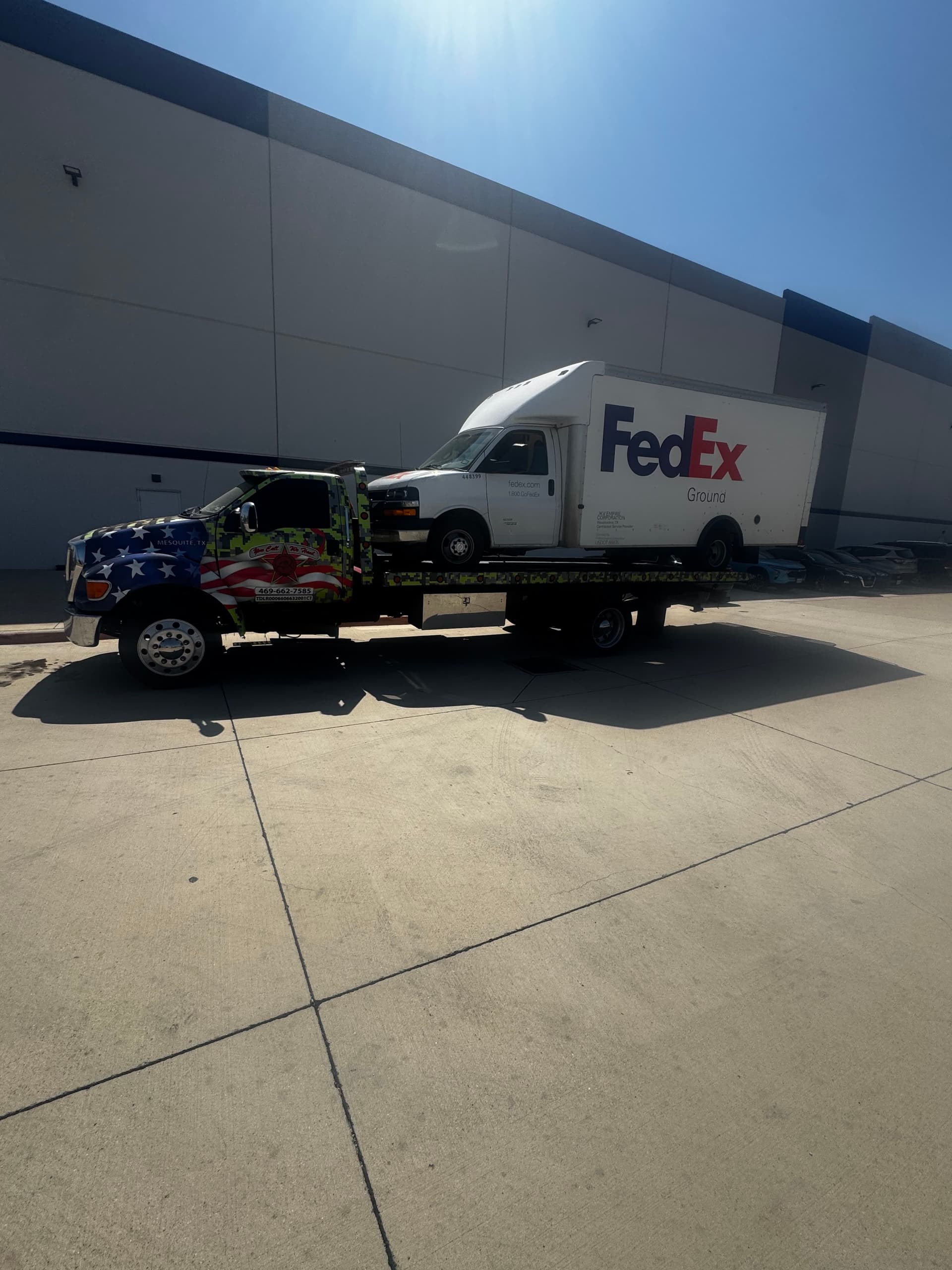 Flatbed Towing for a Down Delivery Vehicle in Mesquite TX image